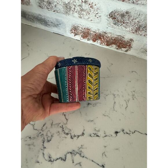 Hand Carved Wood Cat Face Box Covered in Hand Dyed Batik - Picture 4 of 14